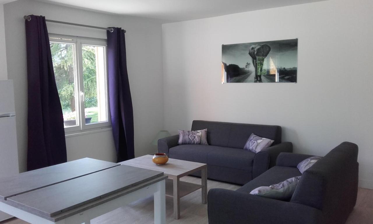 Maison familiale avec jardin au coeur du d day Port-en-Bessin-Huppain Extérieur photo