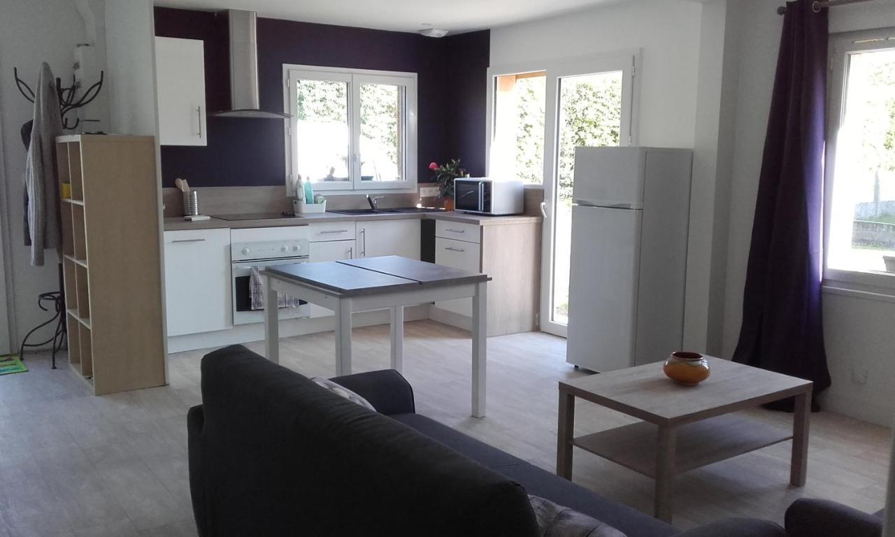 Maison familiale avec jardin au coeur du d day Port-en-Bessin-Huppain Extérieur photo
